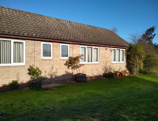 The single-storey garden annexe (from owners garden)